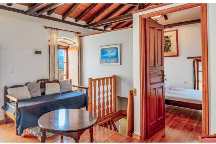 Goulas II - Duplex Family Suite